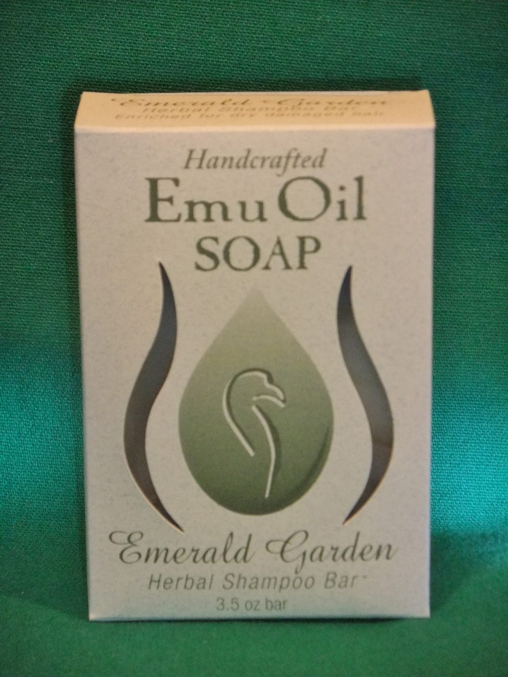 Skyldfølelse vedtage Absolut Emerald Garden Emu Oil Shampoo Bar | Natural Emu Oil Products